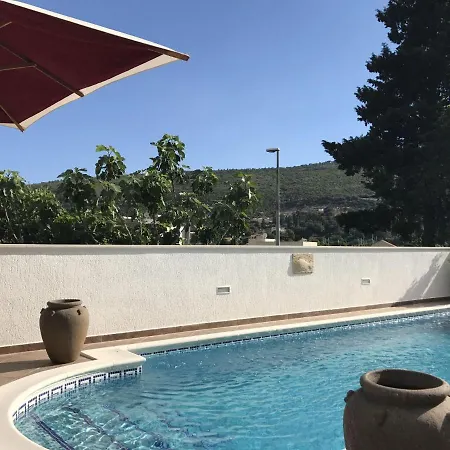 Contemporary With Private Pool In Dubrovnik Mokošica