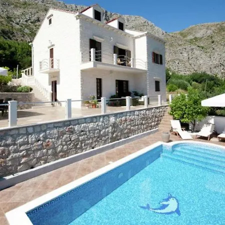 Villa Contemporary With Private Pool In Dubrovnik *